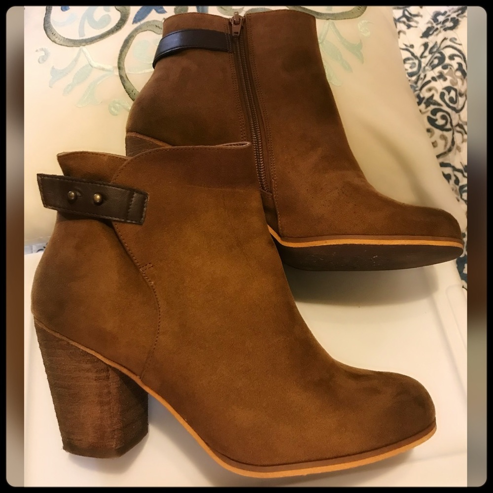 ABOUND, faux suede brown boots, 3 inch heel, sz 8 1/2 W